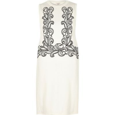White knitted embroidered dress